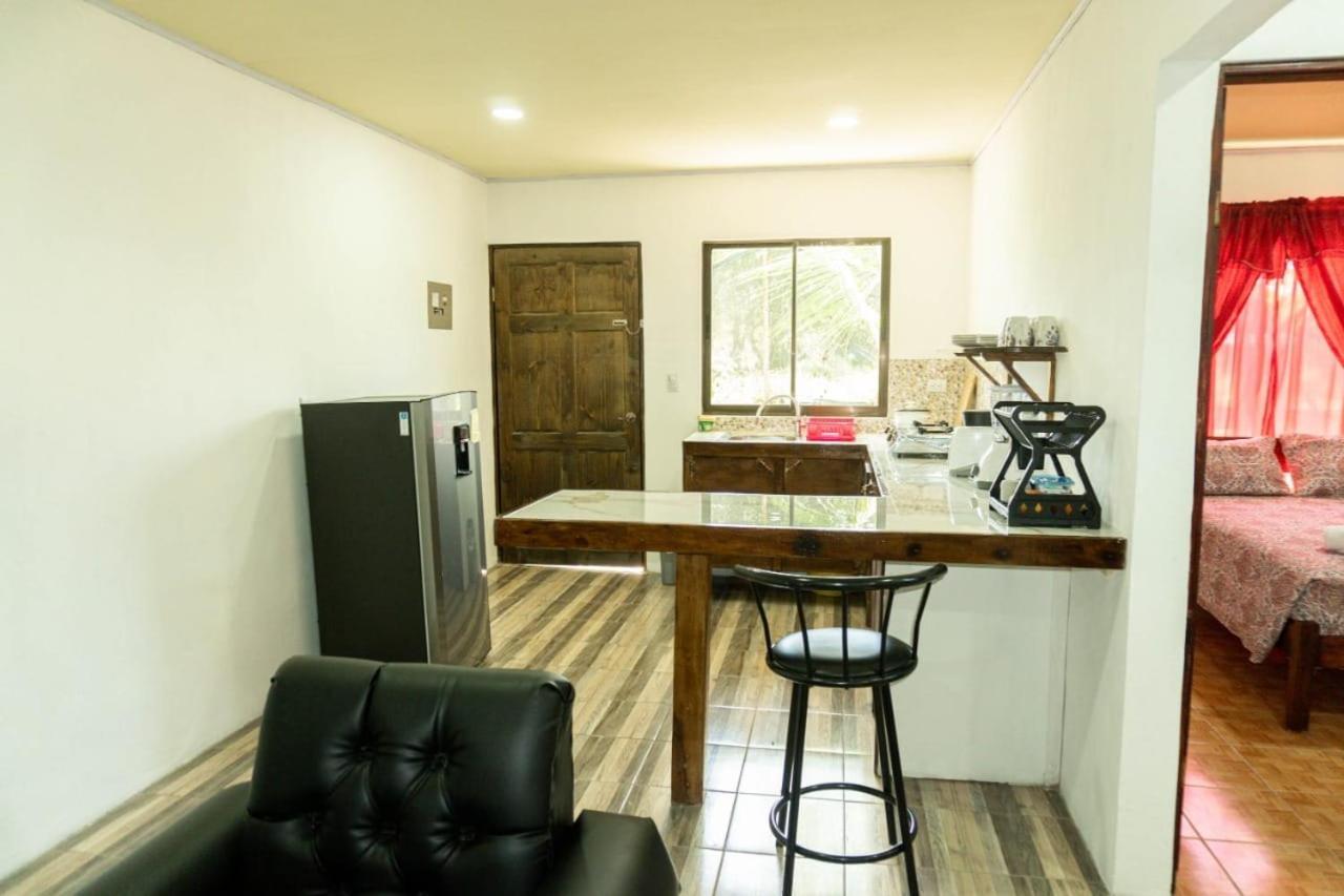 Residencia Las Brisas Griegas Quepos Exteriér fotografie